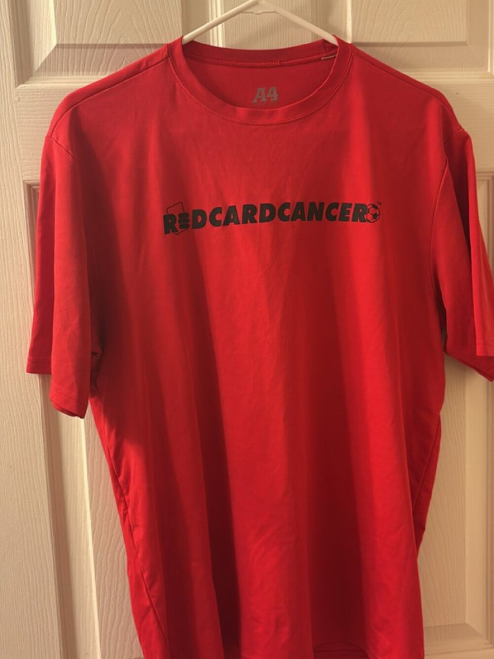 Red Card Cancer T-Shirt – Johns Hopkins Kimmel Cancer Center Men Medium